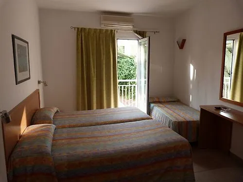 **  Hotel Geminis Ciutadella  España